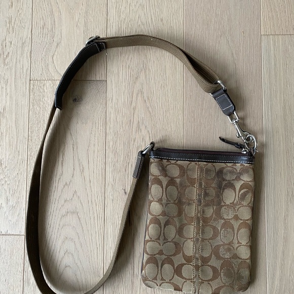 COACH brown swing bag purse - Picture 2 of 8